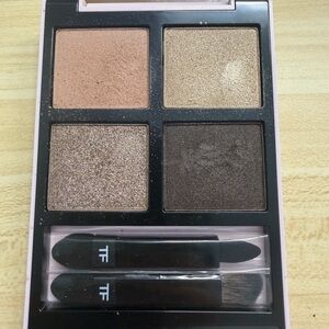Tom Ford Quad Eyeshadow — 35 Rose Topaz
